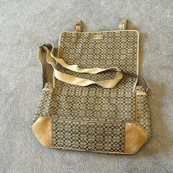 Coach Monogram Large Messenger Bag Leather Trim EVC PRICE FIRM - Picture 6 of 6